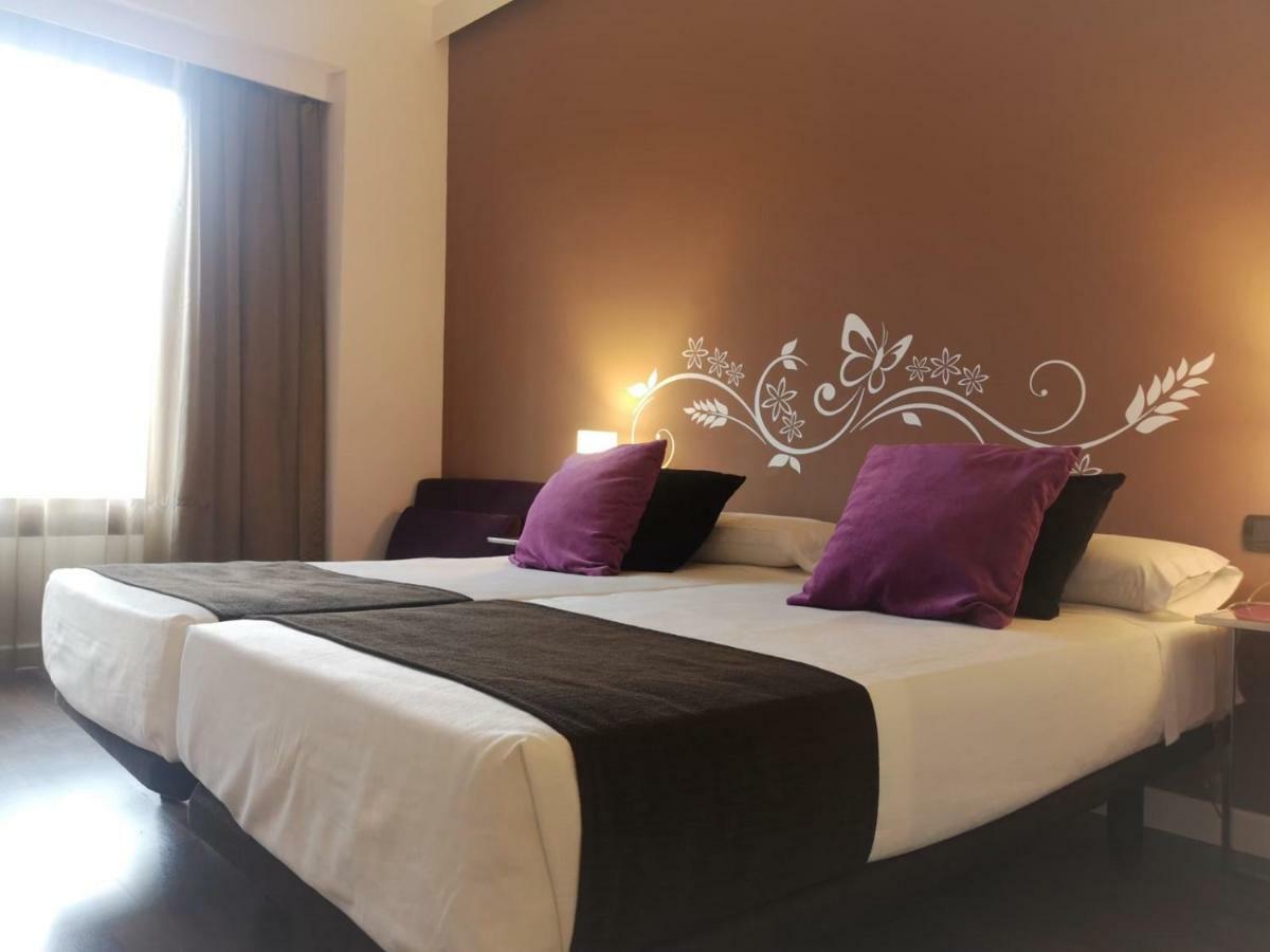 Hotel Teruel Plaza Exterior photo